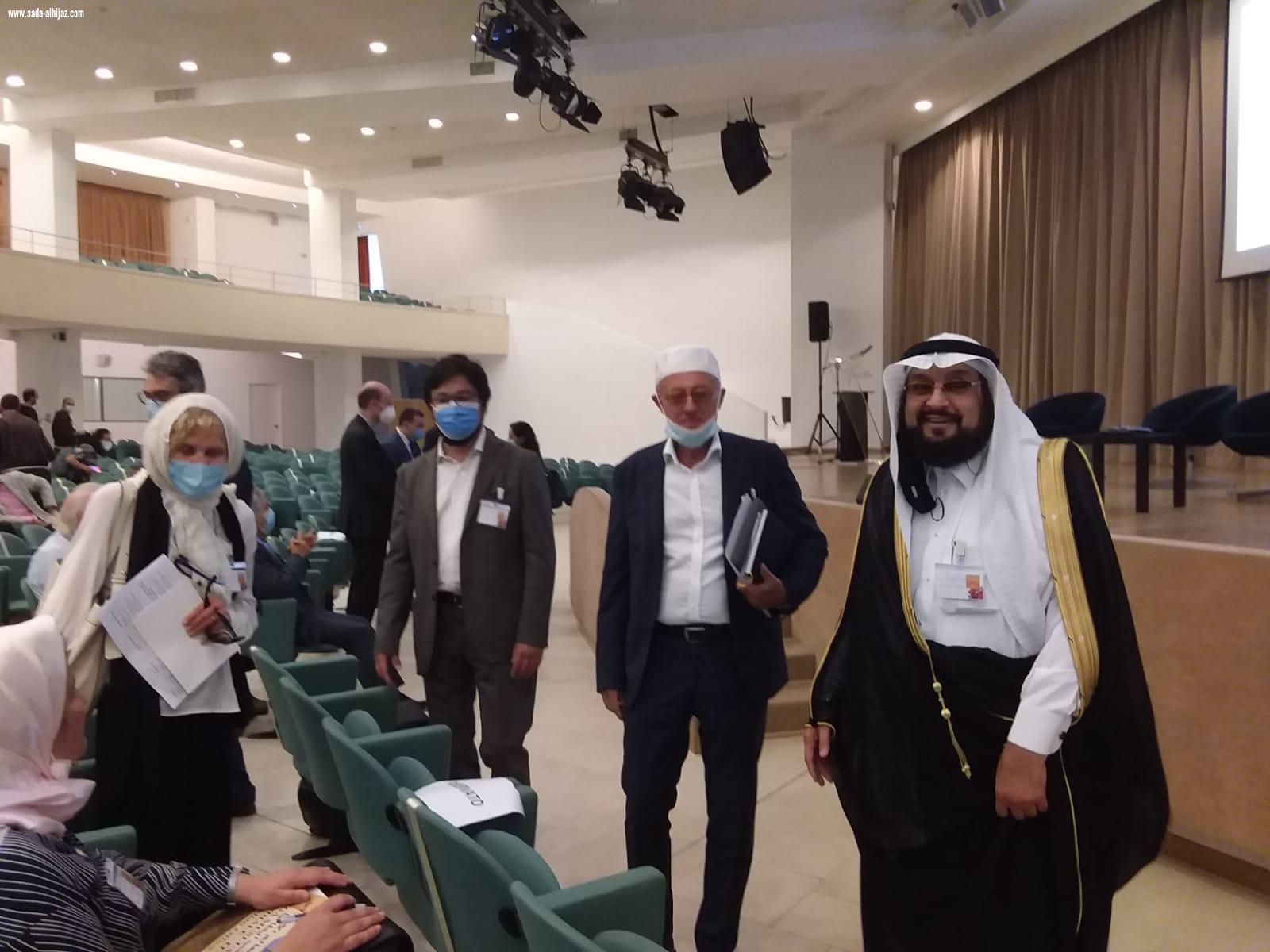 معالي الدكتور سرحان يشارك في اللقاء الإسلامي المسيحي في إيطاليا 