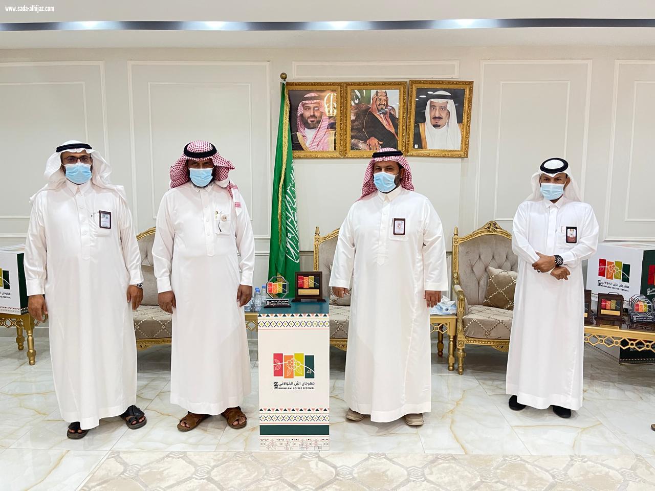 مهرجان البن يكرم المحافظات و المراكز المشاركة في إحياء الليالي الشعبية 