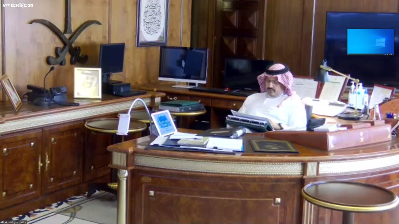 سمو أمير منطقة عسير يرعى الحفل الموحد لخريجي وخريجات التدريب التقني والمهني بعسير عن بعد 