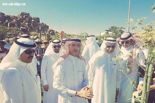 أمين الطائف يدشن حملة  اغرسها لتشجير الطائف