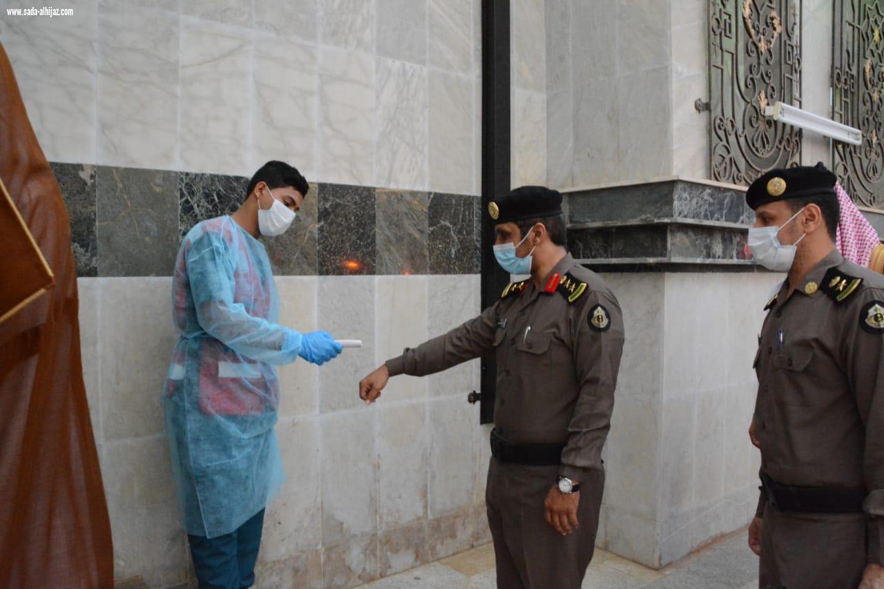 رفع التهنئة للقيادة بمناسبة شفاء خادم الحرمين الشريفين وخروجه من المستشفى    وسط إجراءات احتزازية.. محافظ صامطة يؤدي صلاة عيد الأضحى بجامع العليا