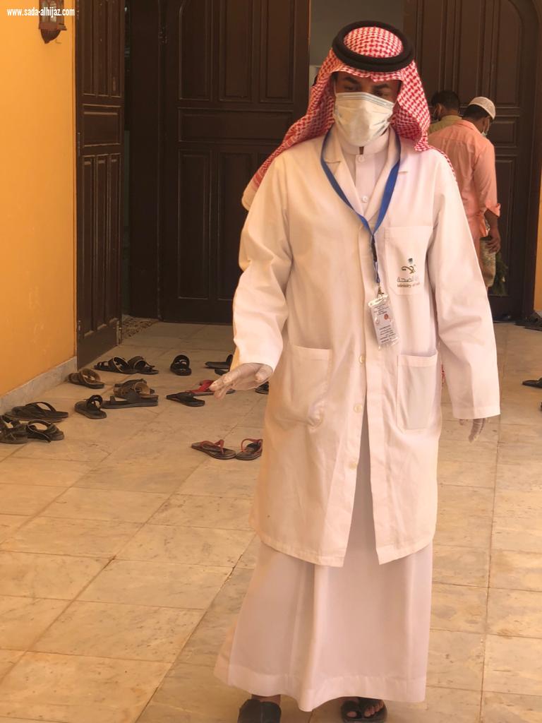 جوامع ومساجد محافظة تيماء تستقبل المصلين لصلاة الجمعة وسط منظومة من الإجراءات الوقائية والاحترازية 