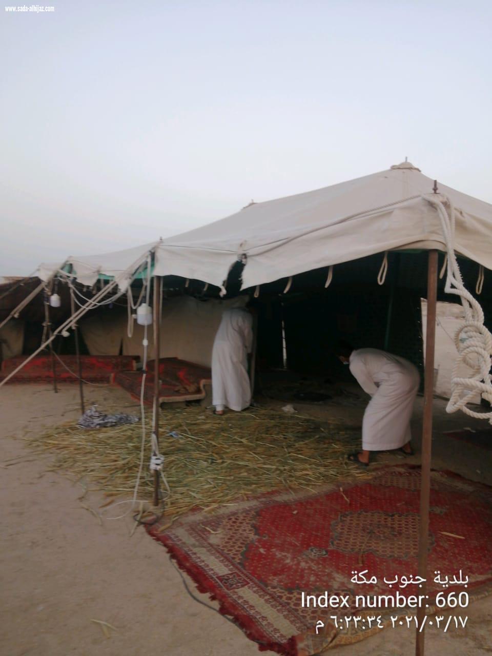 وكاله البلديات متمثله في بلدية جنوب مكة تُزيل الباعه الجائلين المخالفين