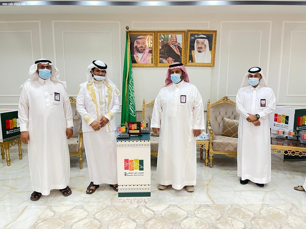 مهرجان البن يكرم المحافظات و المراكز المشاركة في إحياء الليالي الشعبية 