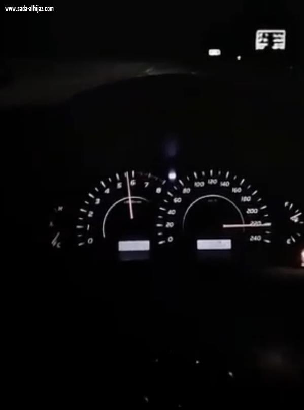 ضبط سائق متهور تباهى بقيادة مركبته بسرعة جنونية في الطائف
