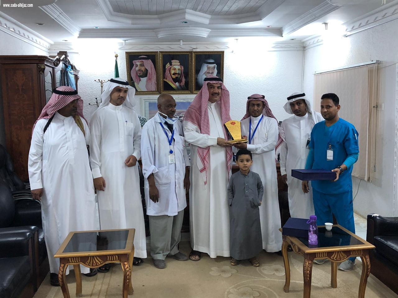 تدشين حملة شلل الأطفال لعام ١٤٤٠ بالطوال من قبل محافظ الطوال الدوسري