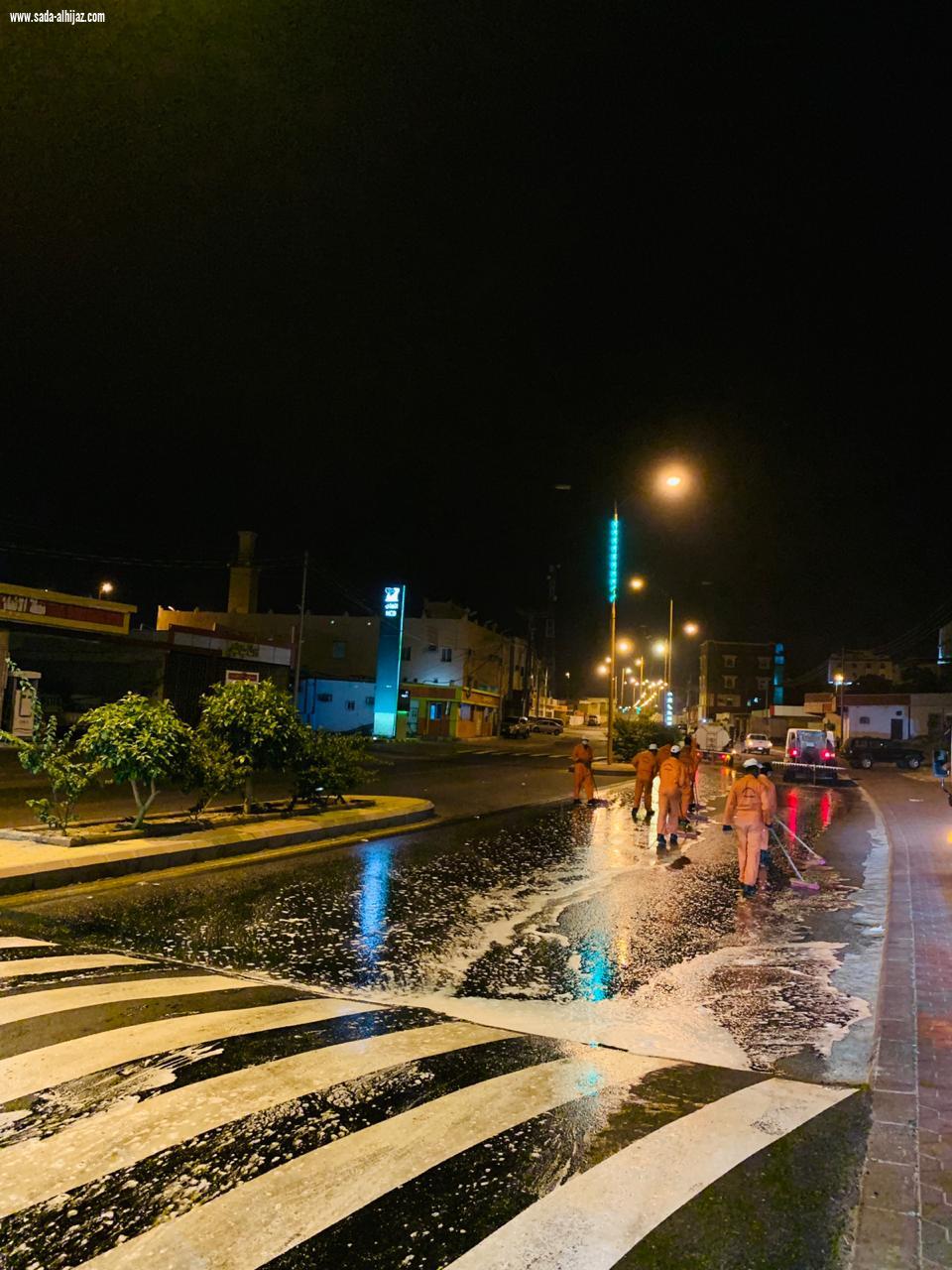 بلدية محافظة أضم تجند 42 موظف و130 عامل تساندهم 40 آلية لتنفيذ خطة بلدية محافظة أضم لمكافحة فيروس كورونا