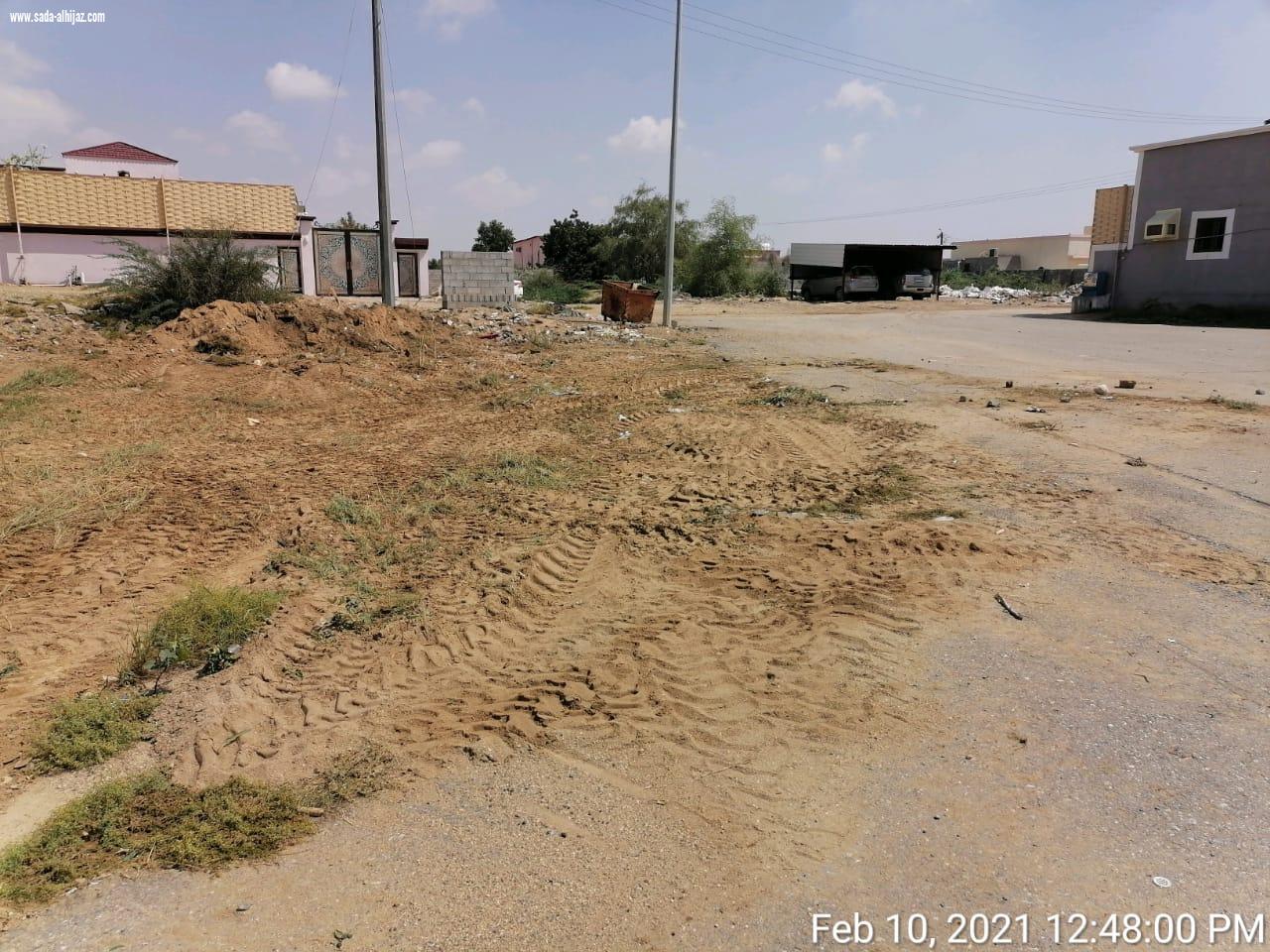 بلدية الشقيق تنفذ حملة نظافة لكافة قرى المركز