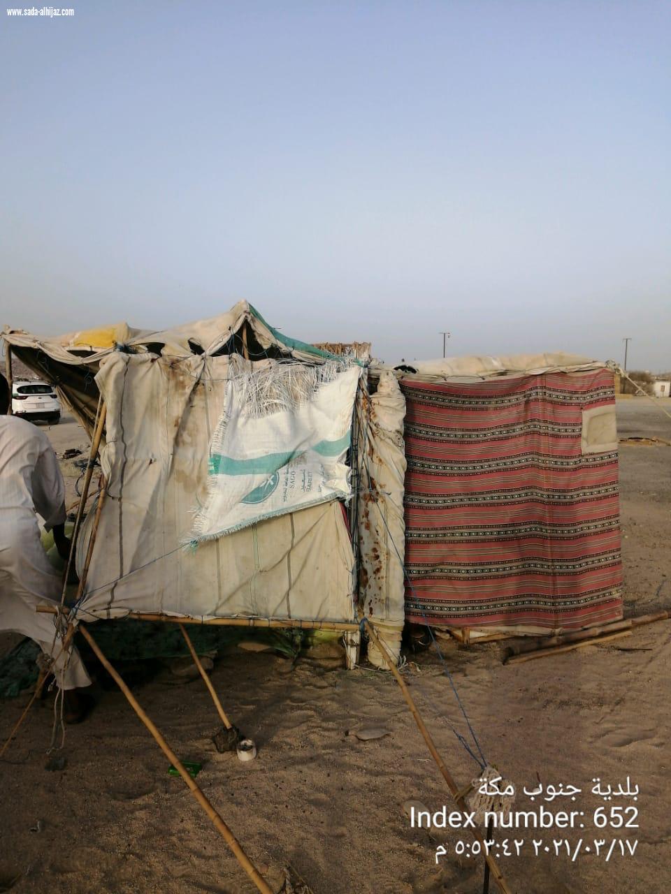 وكاله البلديات متمثله في بلدية جنوب مكة تُزيل الباعه الجائلين المخالفين