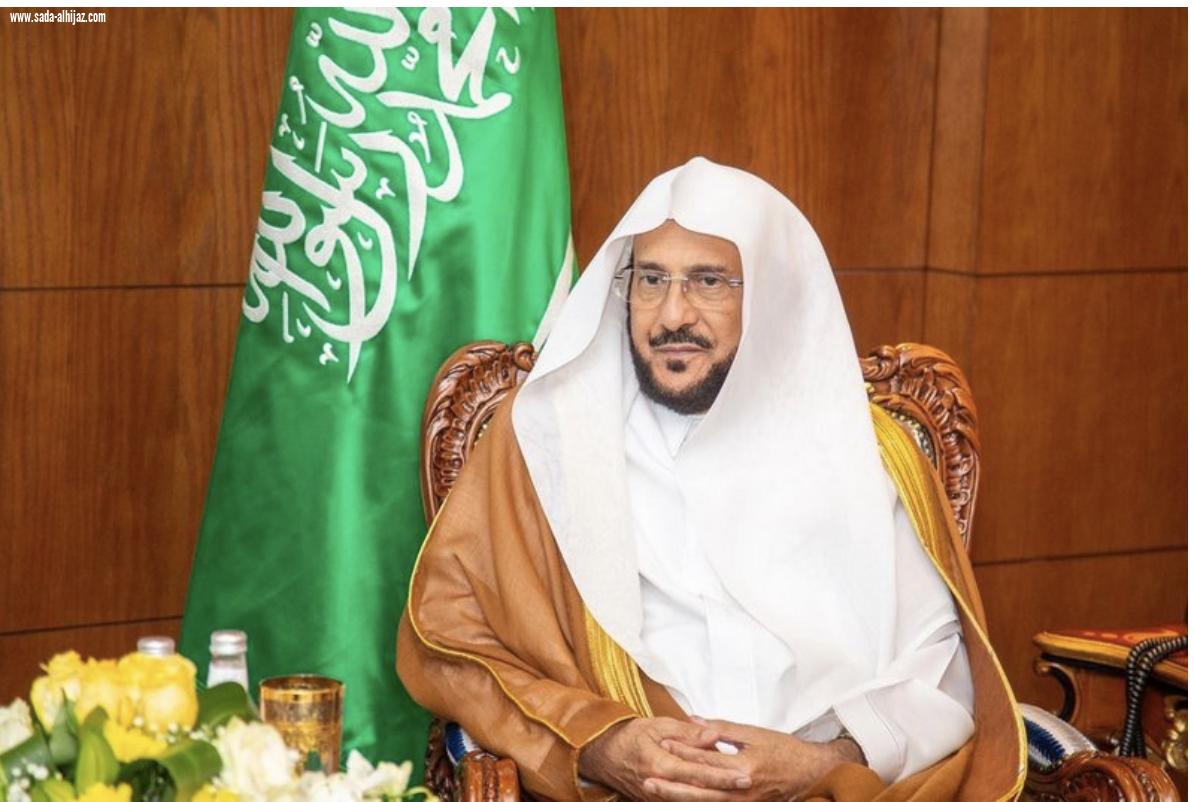 قرار بتعليق الإفطار والاعتكاف في المساجد والتوسع بإقامة صلاة العيد في الجوامع والمصليات