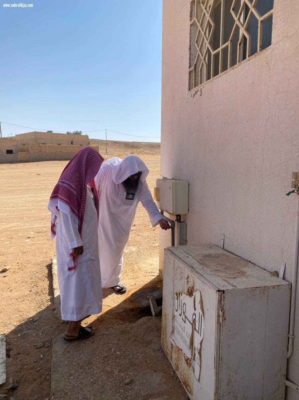 مدير فرع الشؤون الإسلامية بالحدود الشماليه يتفقد الجوامع والمساجد في القرى والهجر بالمنطقة 