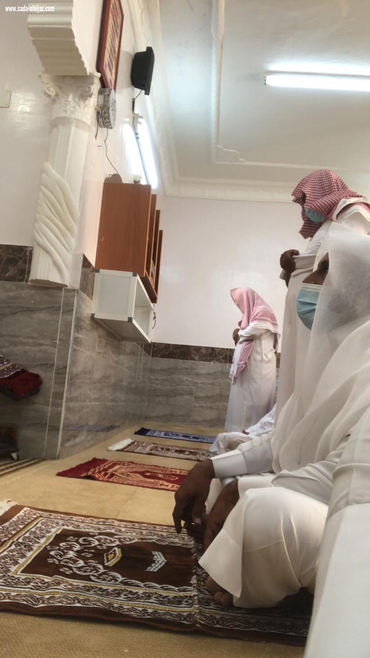 الحازمي يتابع تطبيق الإجراءات الاحترازية في مساجد وجوامع بيش