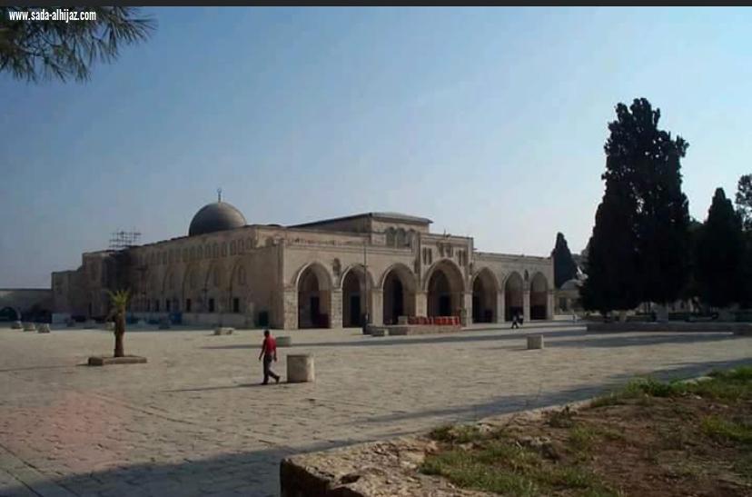 عائلة الأنصاري  سدنة بيت المقدس منذ زمن الخلفاء الراشدين حتى اليوم .. 