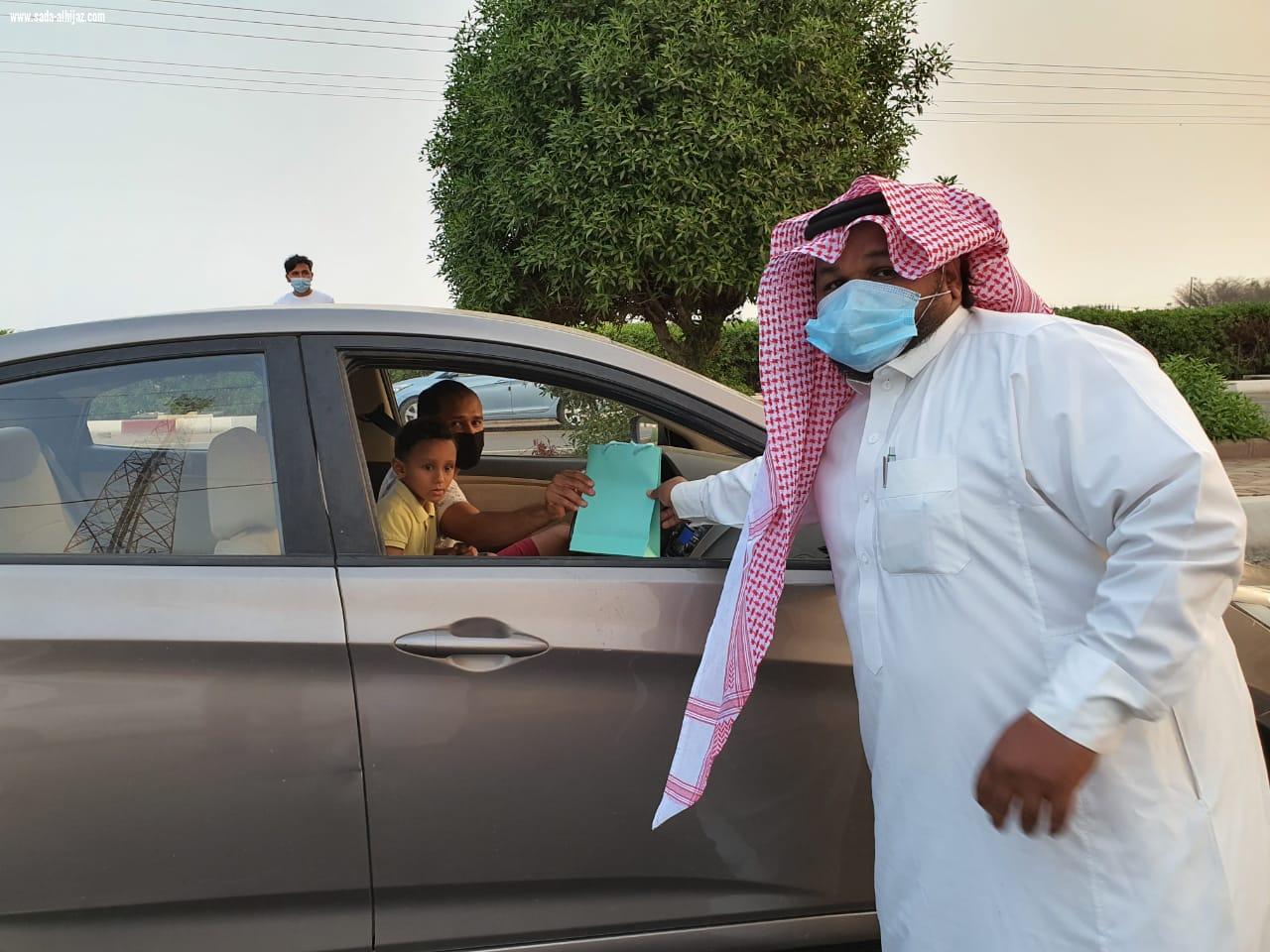 مركز النشاط الاجتماعي بالمباركة ينفذ برنامجاً توعوياً عن فيروس كورونا المستجد كوفيد 19.