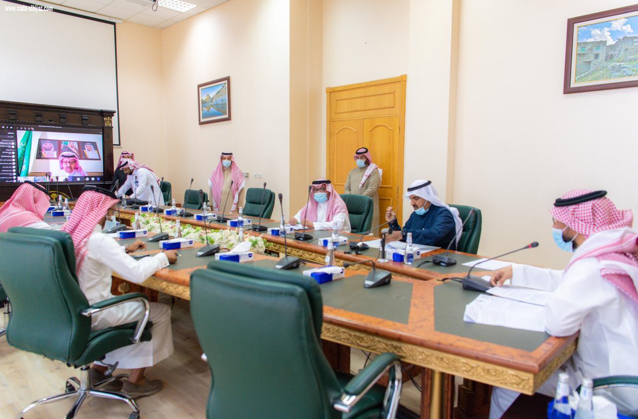 سمو أمير منطقة الباحة يترأس الاجتماع الأول للهيئة الإستشارية الصحية بالمنطقة 