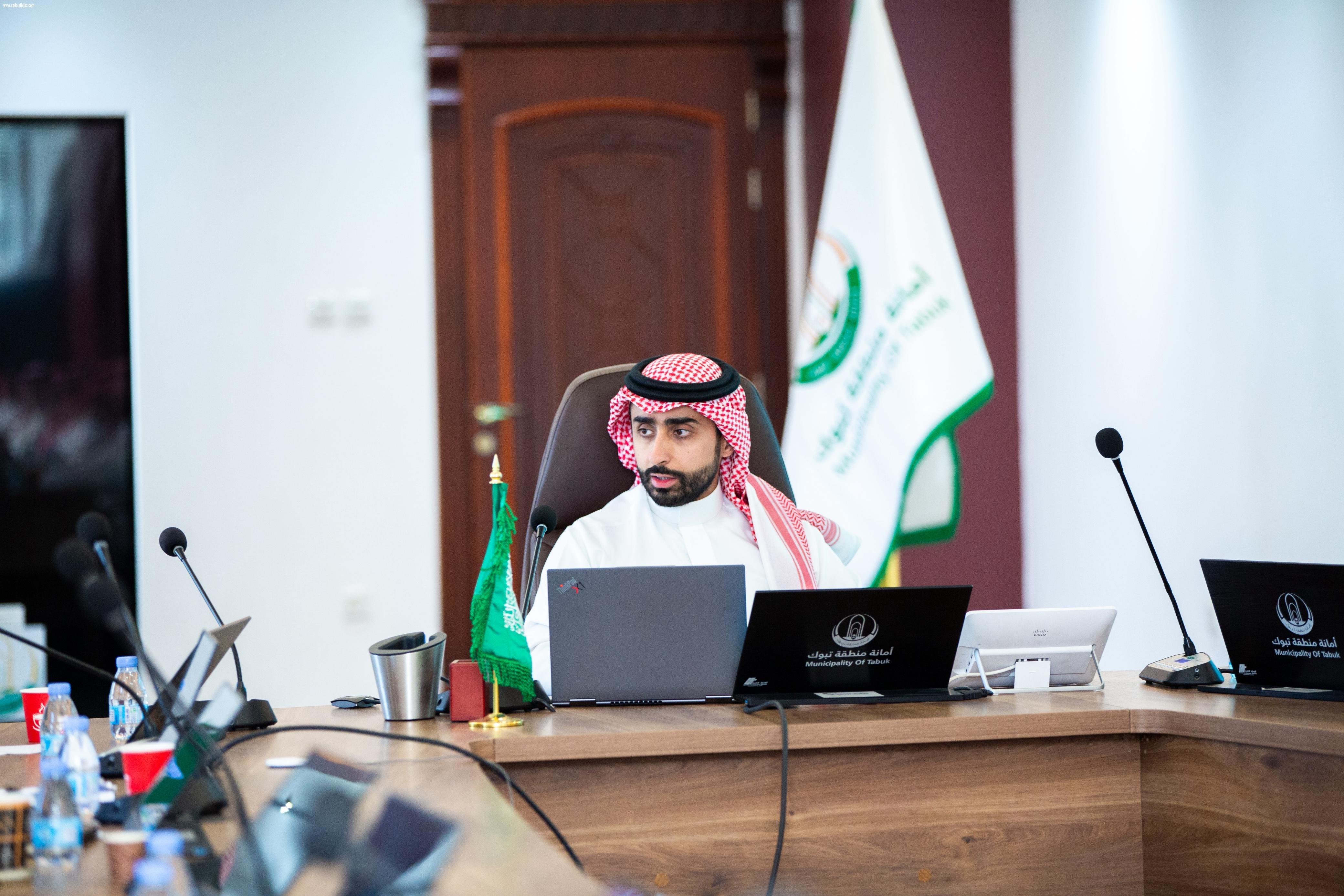 بحضور40 مختصًا، أمانة تبوك تستضيف ورشة عمل تستعرض رحلة التسجيل العيني للعقار وأبرز خدماته  