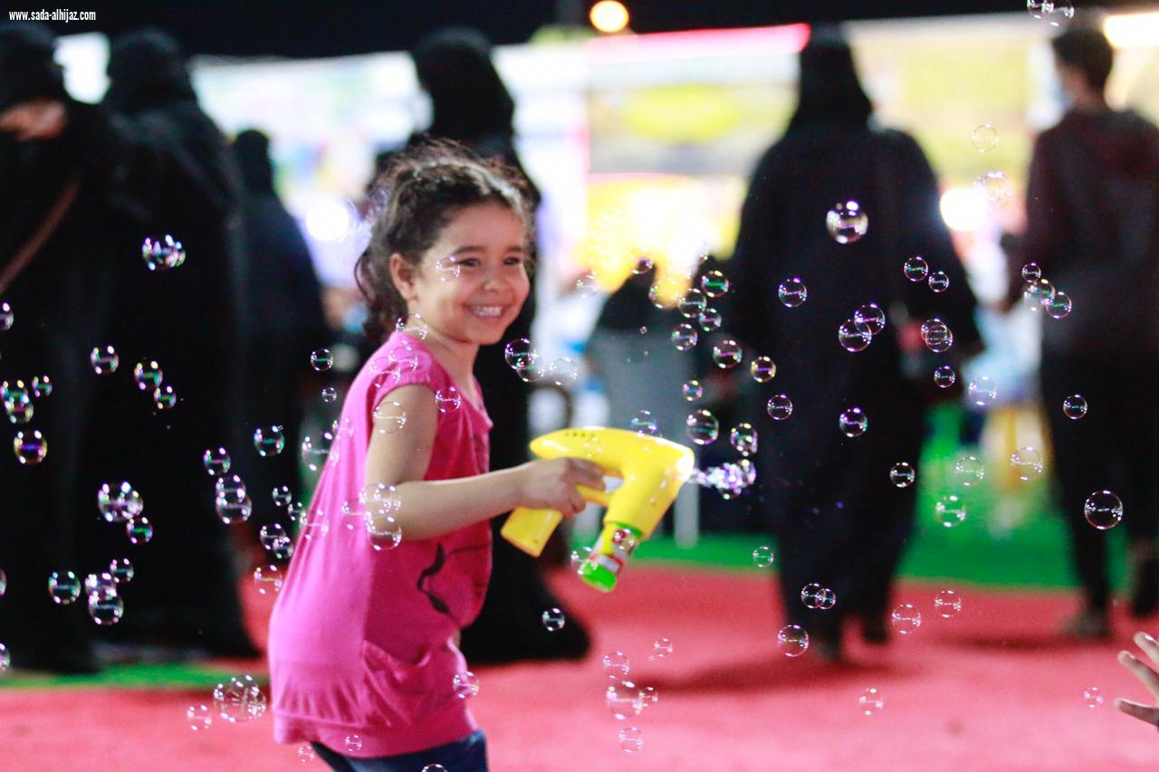 مهرجان الدرب يرسم الإبتسامة على أوجه الأطفال وذويهم