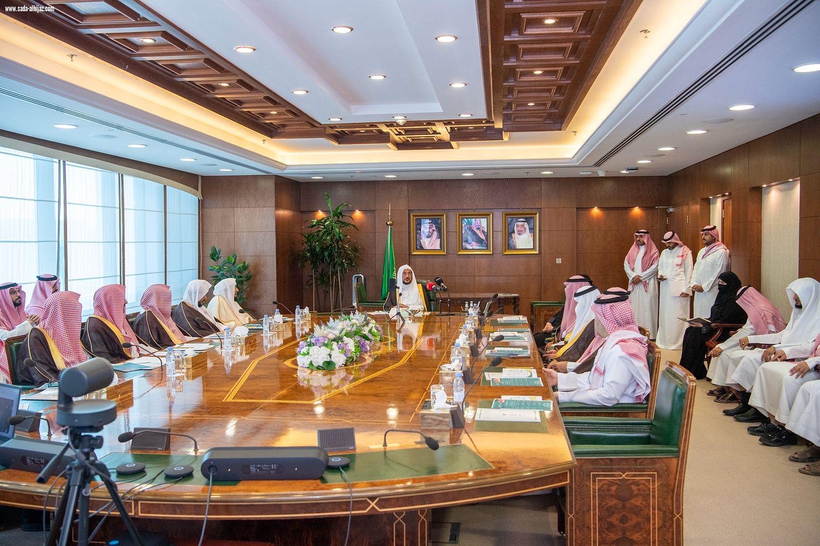 د. عبداللطيف آل الشيخ 