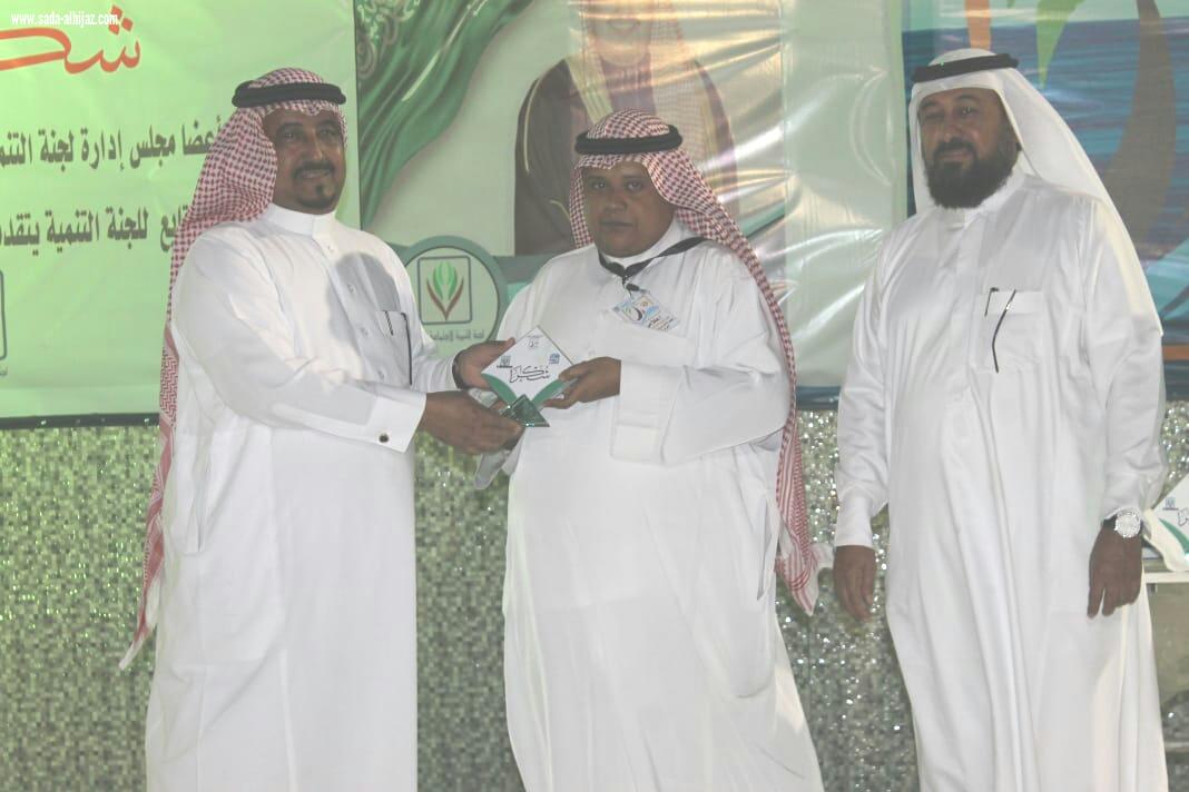 مهرجان ساحل عسير للتراث البحري بالقحمة يختتم فعالياته بكرنفال انشادي وتكريم الرعاة الاعلاميين
