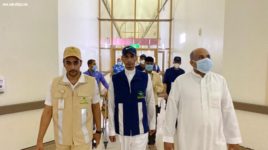 جمعية اليقظة النسائية الخيرية تقدم 100 وجبة سحور لمناوبين الصحة