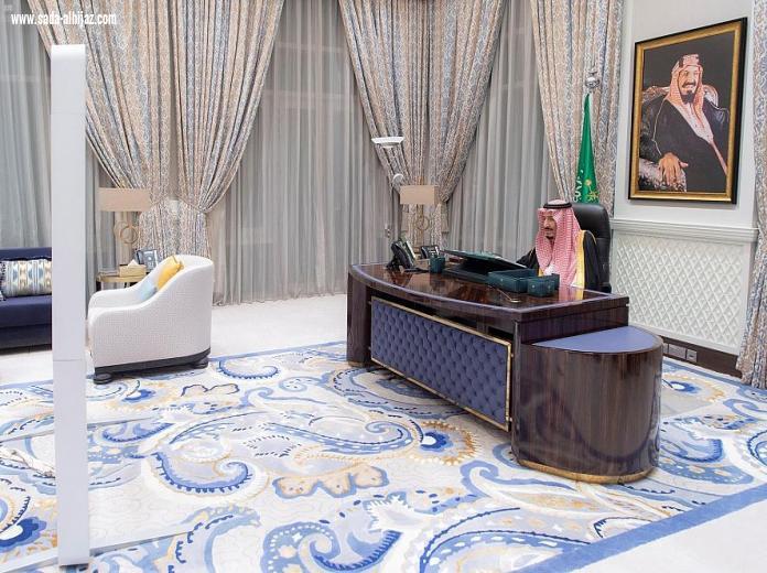 برئاسة الملك سلمان.. مجلس الوزراء يعقد جلسته عبر الاتصال المرئي