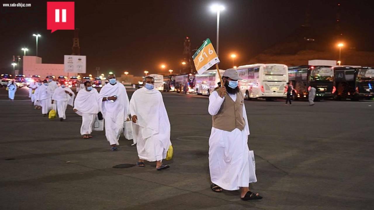 بالصور.. المملكة تنجح في تصعيد الحجاج لـ«عرفة» وتفويجهم إلى «مزدلفة».. ومنظمة الصحة تشيد