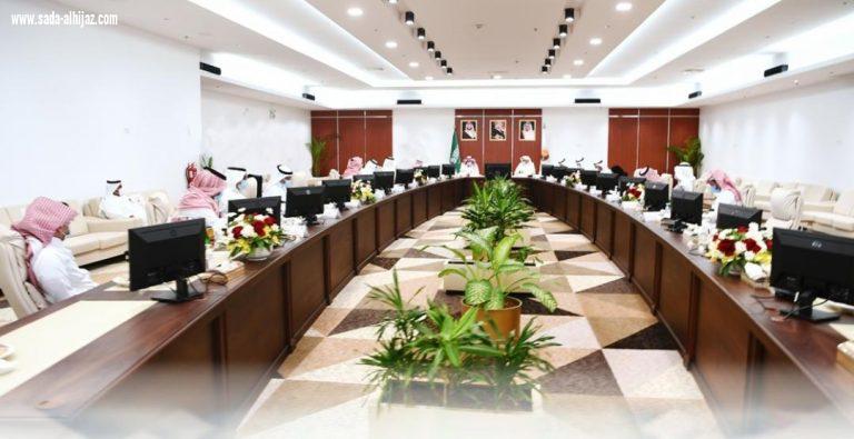 الرميح يزور الهيئة الملكية بينبع 