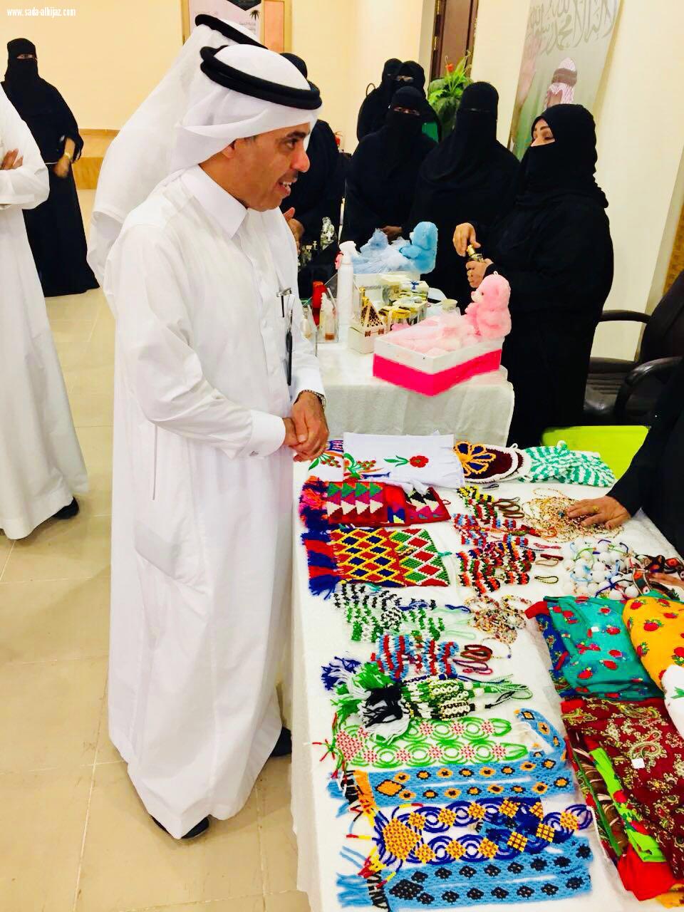 ال طاوي يتفقد  ضمان جدة  ويتابع  برامج  الاسر  المنتجة