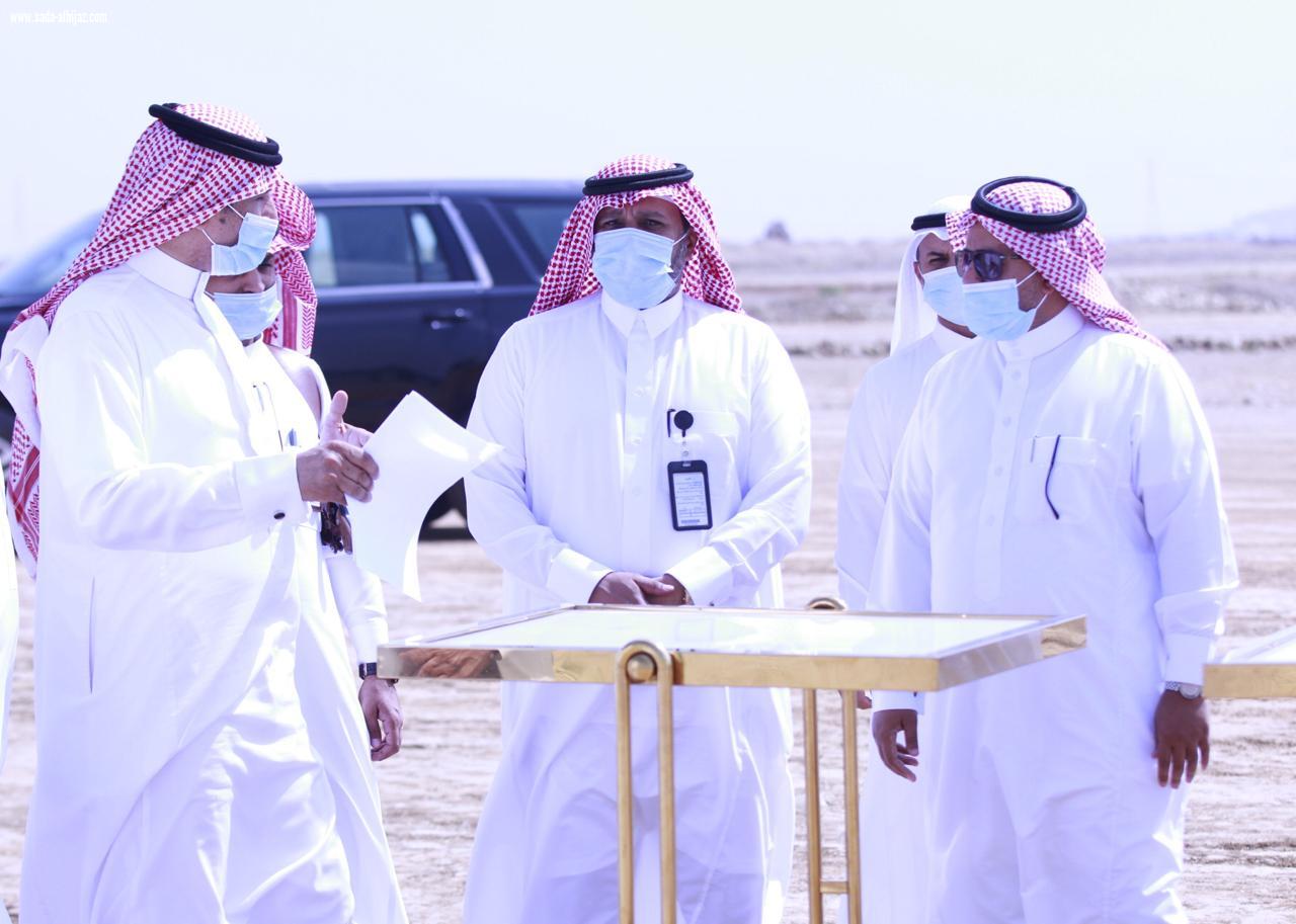  القحطاني  يقف على مشروع المدينة الصناعية بالدرب 