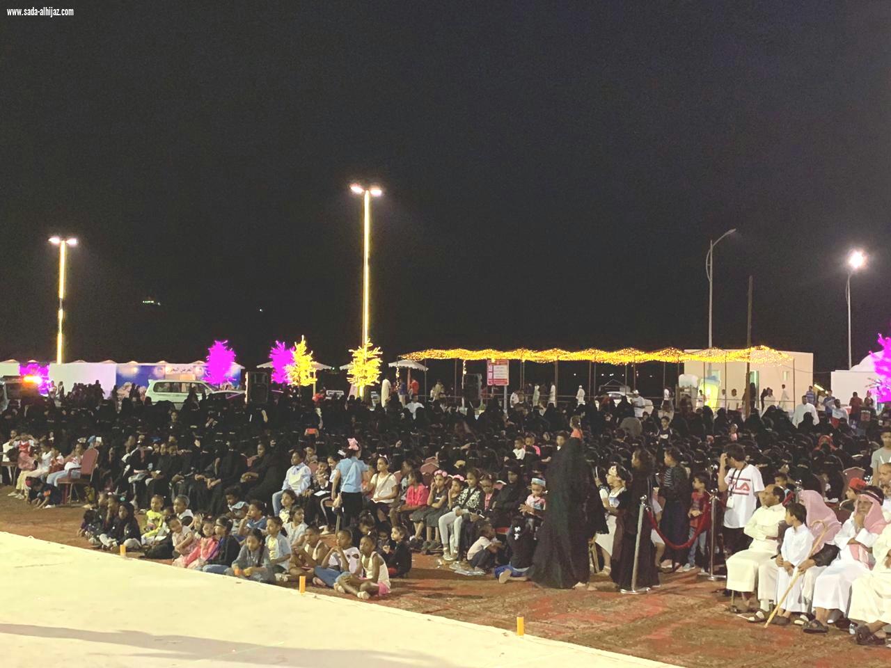 مهرجان ساحل عسير للتراث البحري بالقحمة يختتم فعالياته بكرنفال انشادي وتكريم الرعاة الاعلاميين