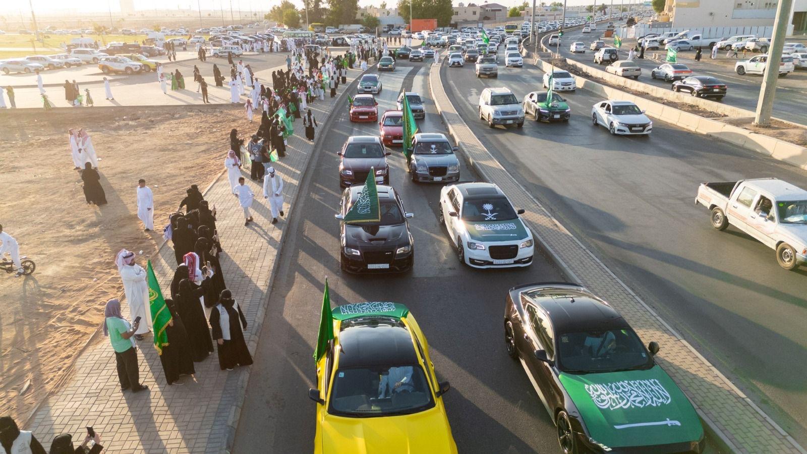 حضور جماهيري غفير لفعاليات أمانة تبوك بمناسبة اليوم الوطني الـ95