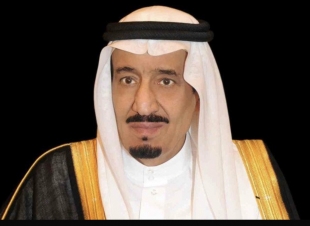 الملك سلمان يغادر المستشفى بعد أن منّ الله عليه بالصحة والعافية