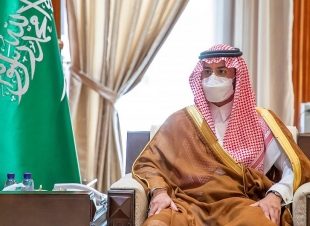 سمو نائب أمير منطقة حائل يتسلم تقريراً عن الجولات الرقابية لمتابعة الإجراءات الاحترازية في مساجد المنطقة