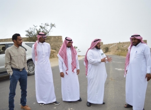 في زيارة لمنطقة جازان ولمدة ثلاثة أيام وصول فريق مكون من وزارة البيئة والمياه والزراعة والمؤسسة العامة للري لمعاينة مبادرة تأهيل المدرجات الزراعية وتطبيق تقنيات حصاد مياه الأمطار
