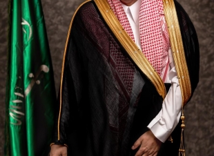 سمو امير الباحة يشيد بالخطاب الملكي امام مجلس الشورى ويؤكد : نحن في ظل قيادة حكيمة استطاعت ان تتحدى العالم وتقود اكبر اقتصاديات الامم في اصعب الظروف  نحو النجاح 