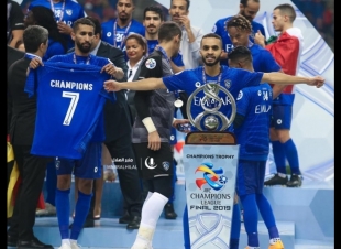 الزعيم يستعد لعودة الدوري بمعسكر  بالطائف