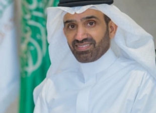 وزير الموارد البشرية عودة الموظفين ستكون تدريجي على مجموعات بهذه الطريقة