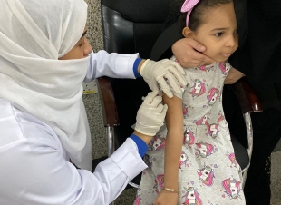 حملة تطعيم لفيروس الانفلونز الموسمية بمستشفى العزيزية