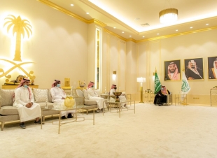 الحسام يستقبل رئيس شباب المنطقه  بديوان الاماره 