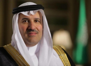 أمير المدينة يفتتح ندوة حول جهود المملكة لخدمة المعتمرين خلال جائحة كورونا