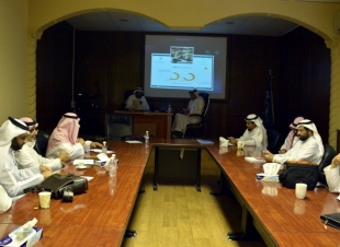 السلمي يكرم نجوم مسابقة الإملاء  ويجتمع بقادة المدارس حول الأختبارات 