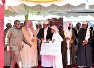 وزير الشؤون الإسلامية رعى الحفل الختامي لمسابقة دول شرق أفريقيا للقرآن الكريم