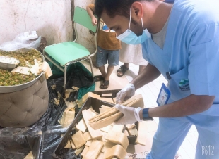 بلدية العالية تضبط مصنعين رقائق مخالفة بمركز العالية 