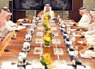 وفد من وزارة الإعلام يزور مجلس الشورى