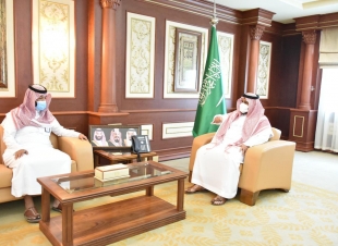 سمو نائب أمير جازان يستقبل عددا من مدراء الإدارات المكلفين حديثا بالإمارة .. 