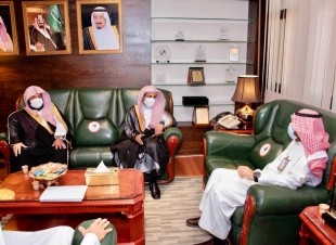 *مدير عام فرع  هيئة الأمر بالمعروف بالمنطقة الشرقية يلتقي بالمدير العام للشؤون الصحية بالمنطقة*