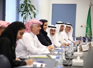 وفد من رجال الاعمال والمستثمرين  في بريطانيا يزورن غرفة جدة
