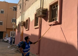 امانة محافظة جدة تواصل معالجة التلوث البصري على مسار طريق الحرمين