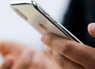 تحذيرات دولية لمستخدمي آيفون من “رسالة أبل المزيفة